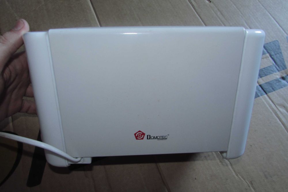 Тостер "Domotec" під ремонт