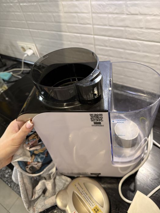 Машина , для приготування дитячої суміши .