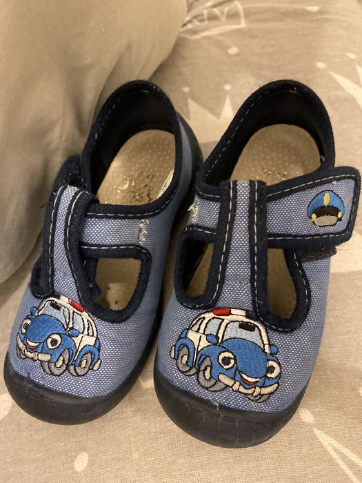 Kapcie chłopięce roz. 24