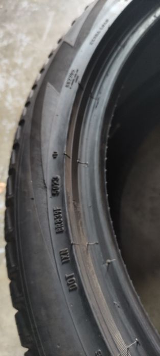 Pneus 285/40/23 Pirelli semi novos