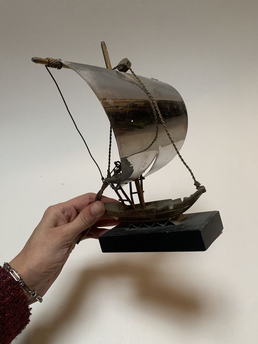Barco estatueta