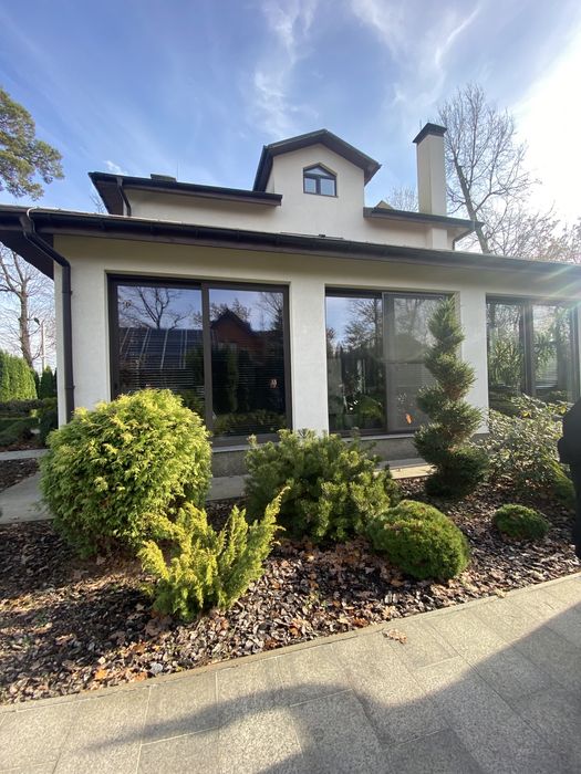 Будинок З РЕМОНТОМ і технікою в центрі міста