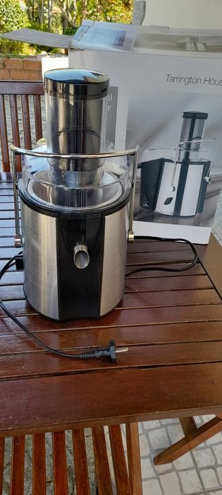 Máquina de sumos nova nunca foi usada