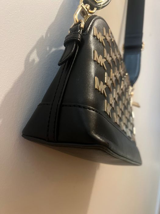 Mala Michael Kors
