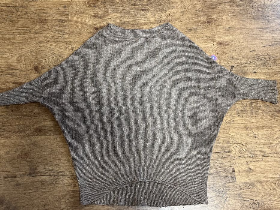 Безкоштовно жіночий одяг сукня піджак світшот кофта