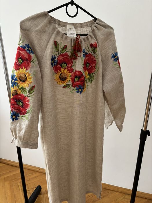 Вишита сукня 100% льон