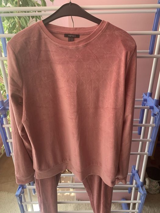 Жіночий велюровий спортивний  костюм