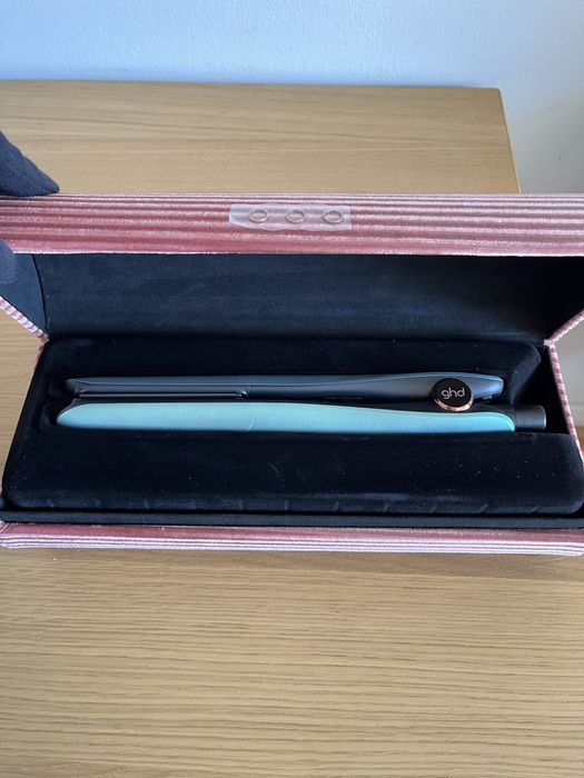 prostownica do włosów ghd w limitowanej edycji z etui
