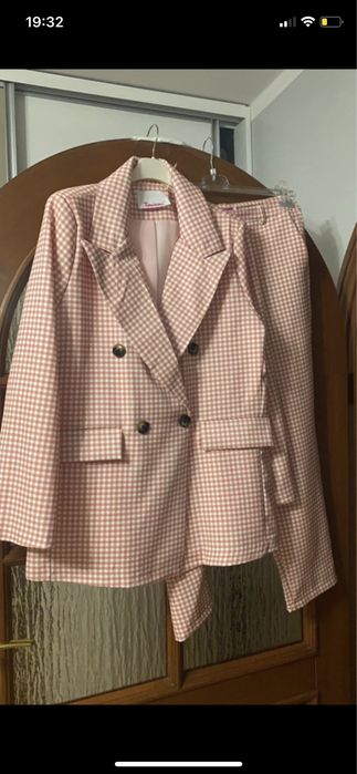 Garnitur ze spodniami