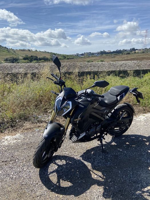 Vendo mota Keeway RKF 125