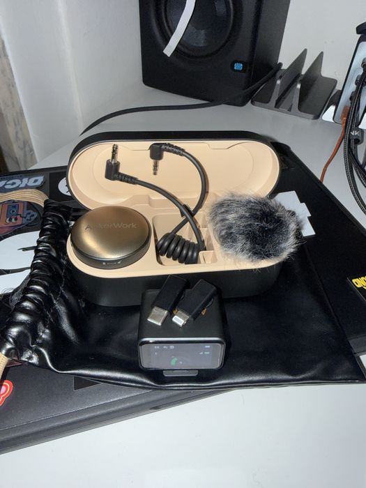 Microfones AnkerWork - Sistema Wireless (1 TX + 1 RX)