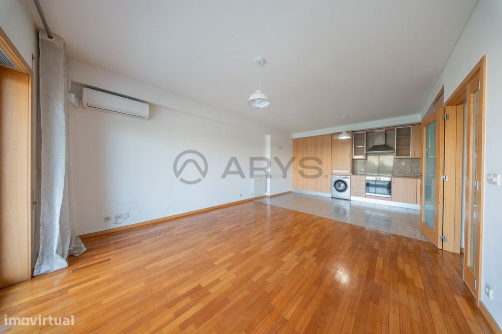 Excelente Apartamento T1 - Lamaçães