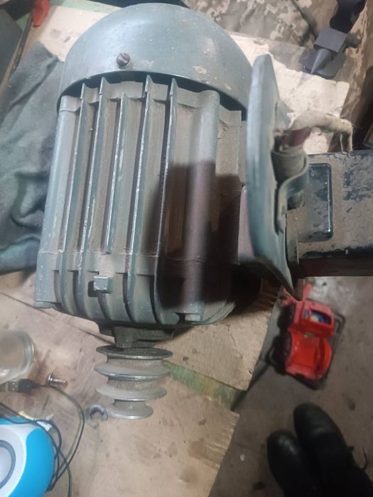 Електродвигун на циркулярку