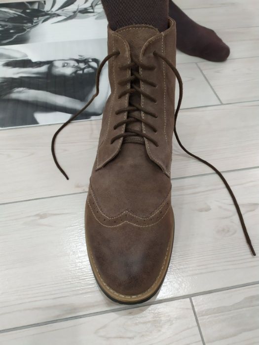 Осінні черевики вживані шкіра