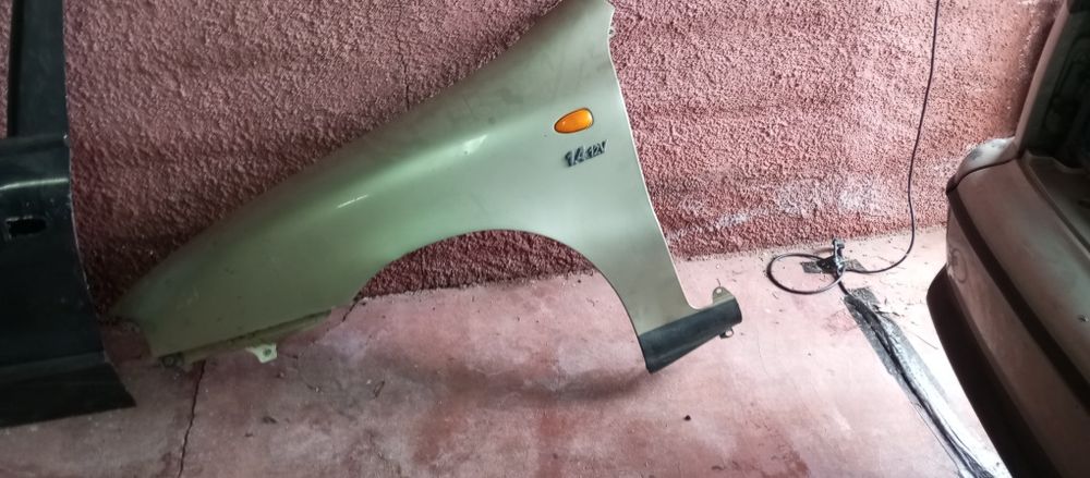 Porta e guarda lamas FRENTE  ESQUERDA para Fiat Marea