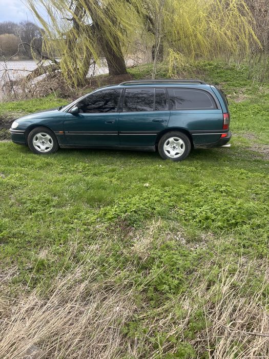 Опель Омега Б 2,5 V6 Обмін