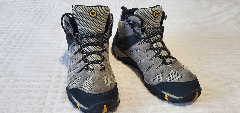 Трекінгові черевики, кросівки Merrell Accentor Mid Waterproof
