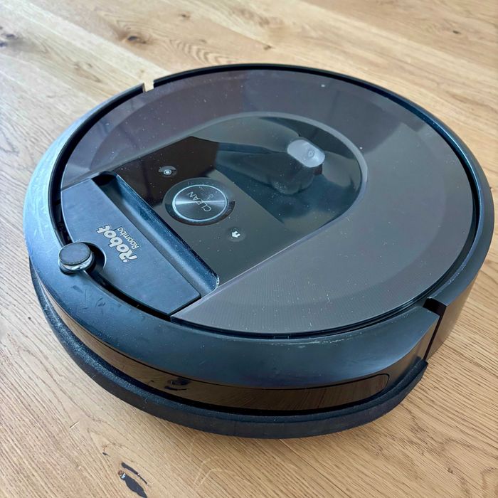 iRobot Roomba i7 + barreira virtual