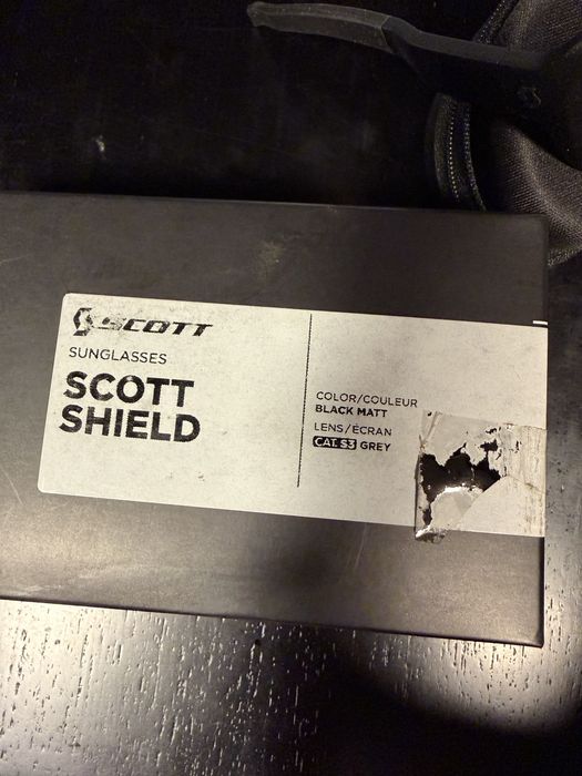Oculos scott shield