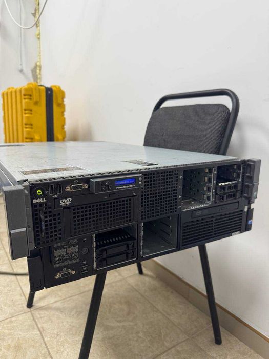 Сервер DELL R710 8SFF / X5675 / 32GB ECC