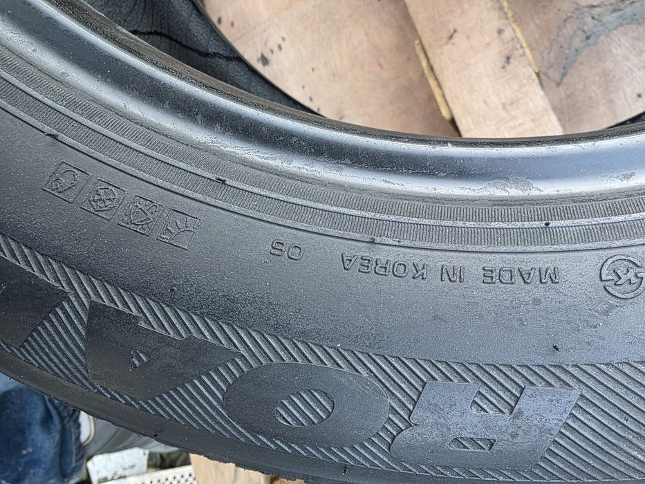 Шини Nexen 235/60r18 з запасок  стан нові !