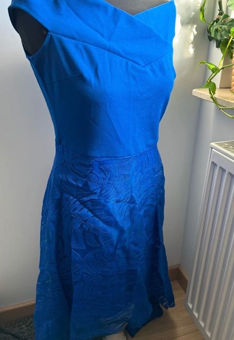 długa sukienka balowa asymetryczna m/l