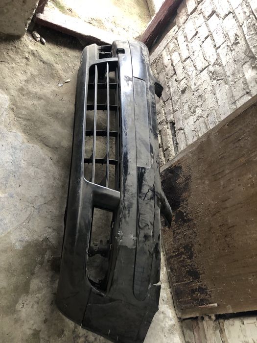 VW Touran бампер дорестайлінг 2003-2006