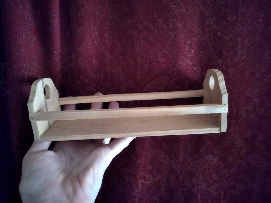 Полочка декоративная деревянная