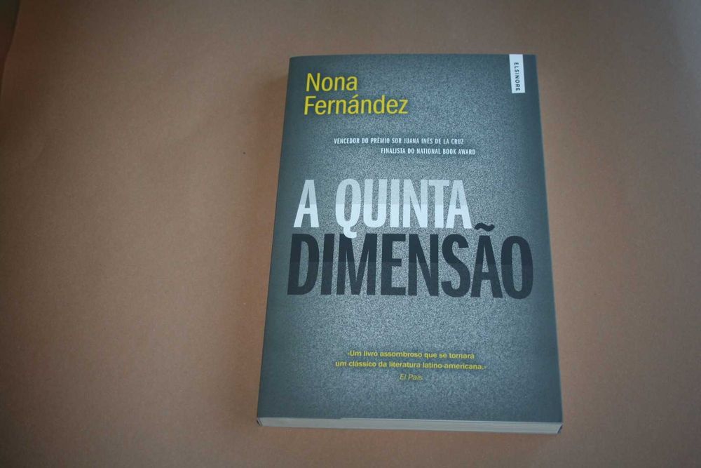 [] A Quinta Dimensão, de Nona Fernández