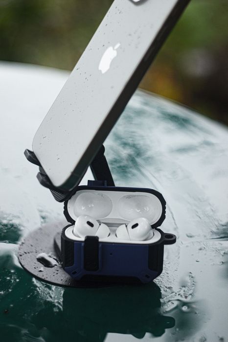 Продам свій iPhone 16 PRO MAX 256 e-sim  + AirPods 2 PRO