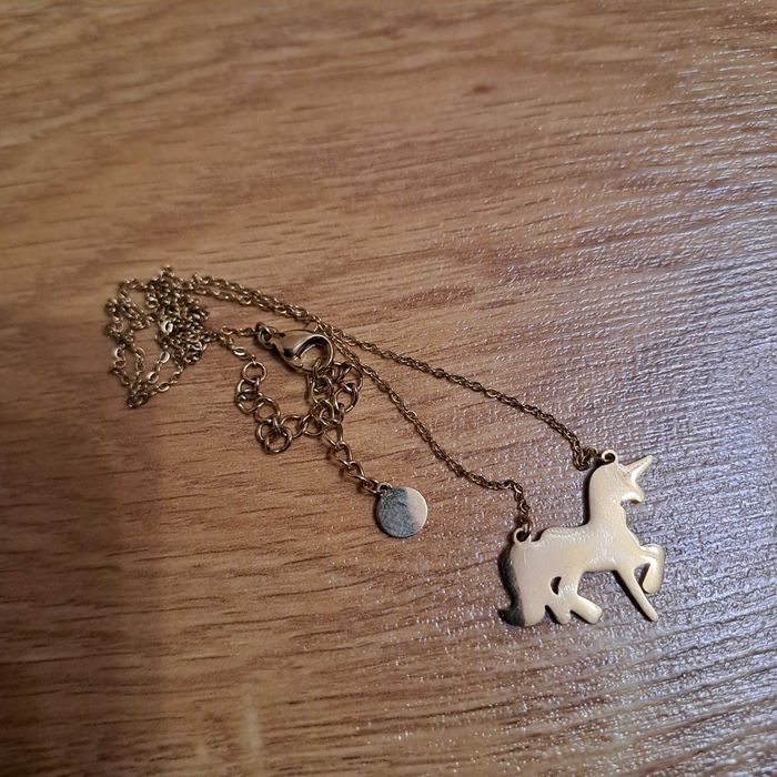 Łańcuszek naszyjnik jednorożec Moon River stal pozłacany