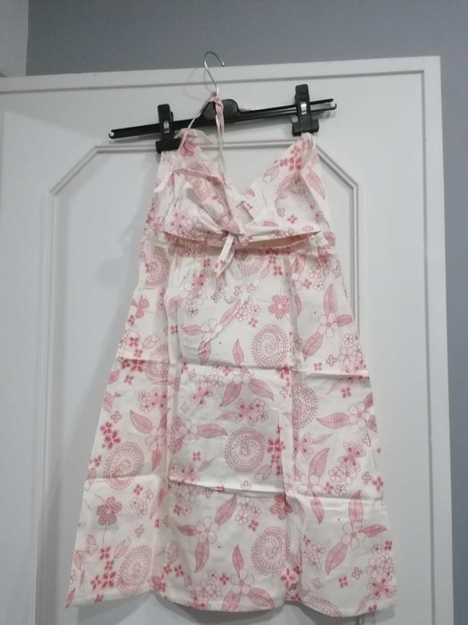 Vestido branco e rosa Quebramar