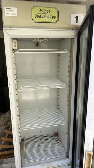 Frigorífico Expositor FRICON com Porta de Vidro