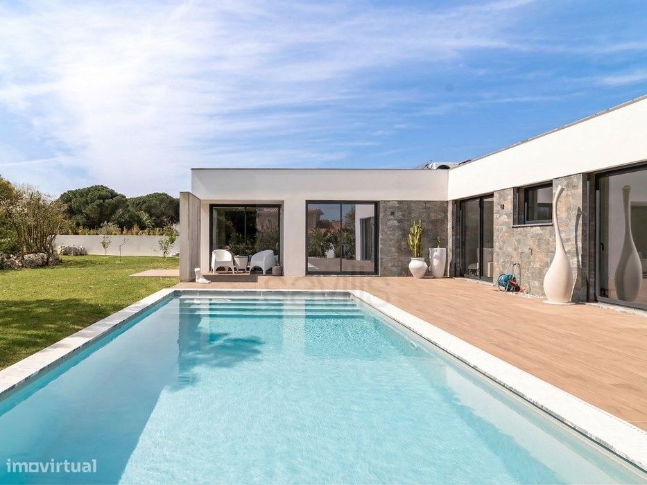Moradia T3 perto da Praia da Areia Branca, Lourinhã