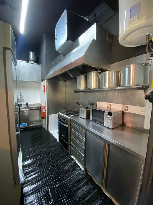 Restaurante pronto a funcionar