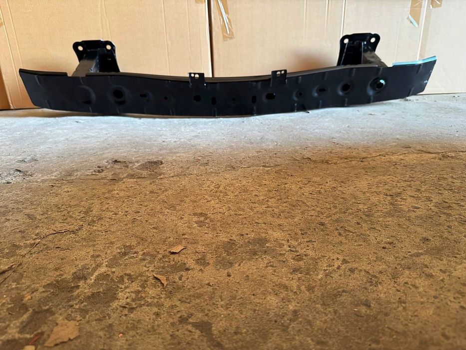 Мазда СХ-50 усилитель переднего бампера Mazda cx50