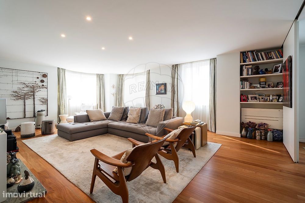 Apartamento T5 para venda