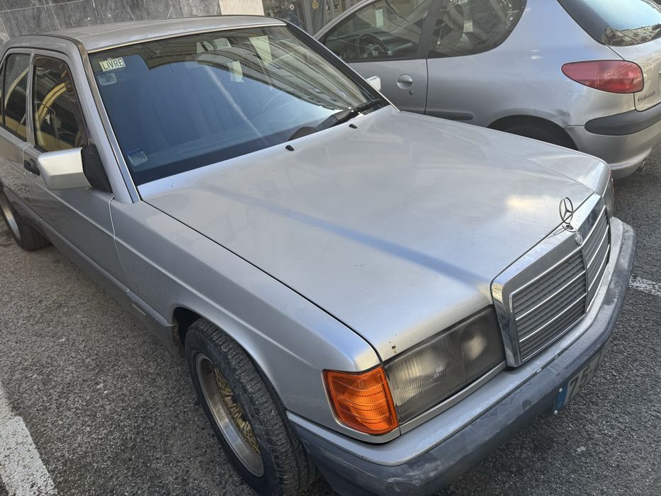 Mercedes 190 d 2.5 caixa de 5 velocidades