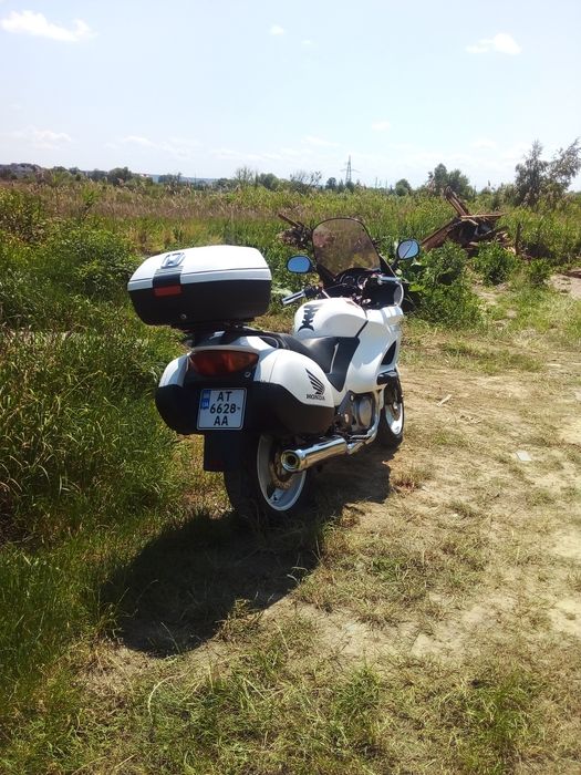 Honda ntv deauville 650