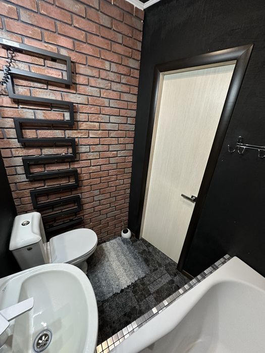 Затишна 2-кімнатна квартира на Подолі — довгострокова оренда!