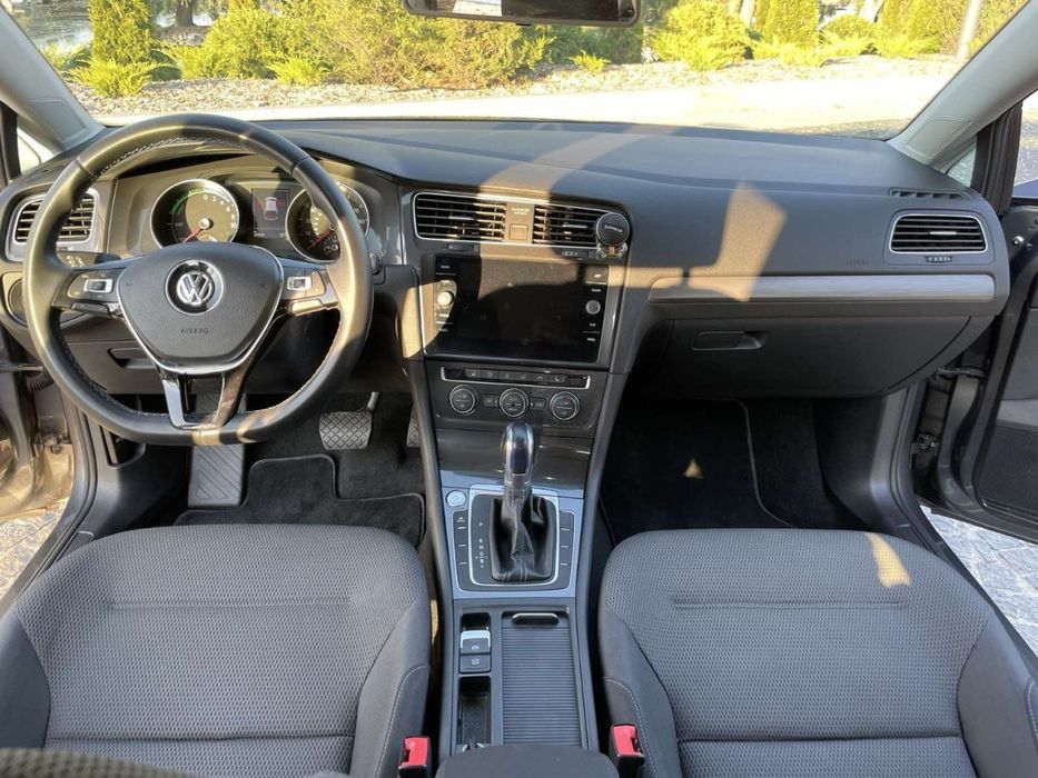 Volkswagen e-Golf 2019