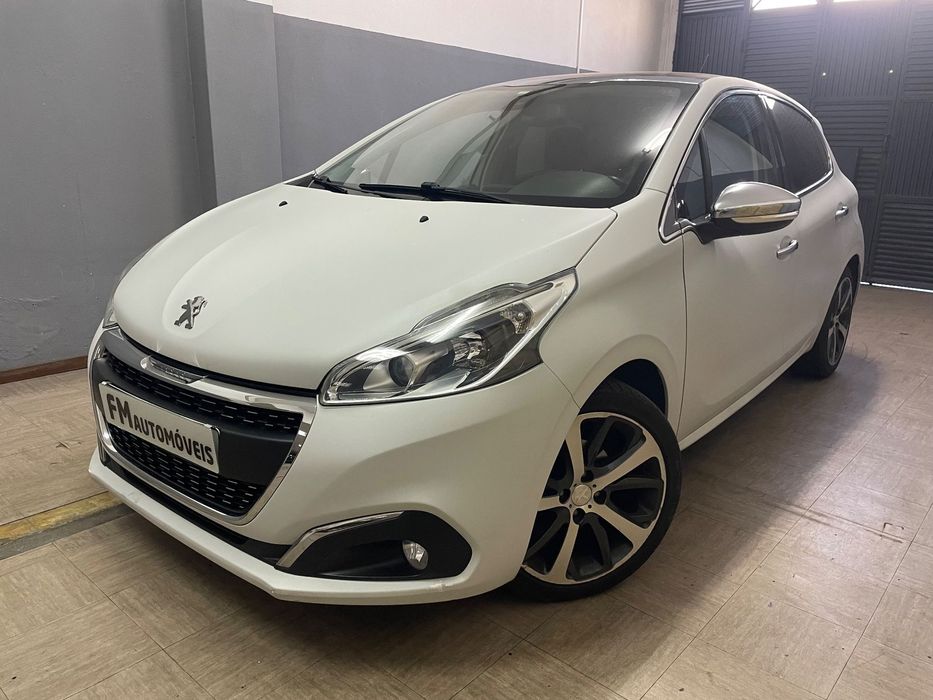 Peugeot 208 PureTech 110 Stop & Start EAT6 Tech Edition