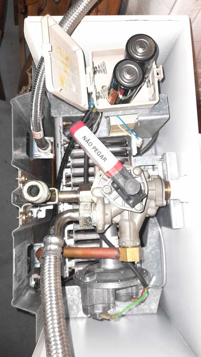 Esquentador Vulcano Click 16 litros WR 350 - 3 KV1 gás Butano