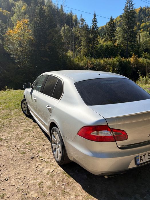 Skoda superb 2012