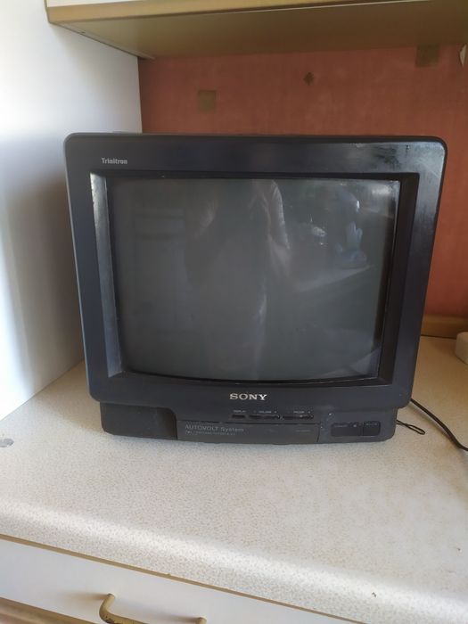Продам б/у телевизор Sony недорого
