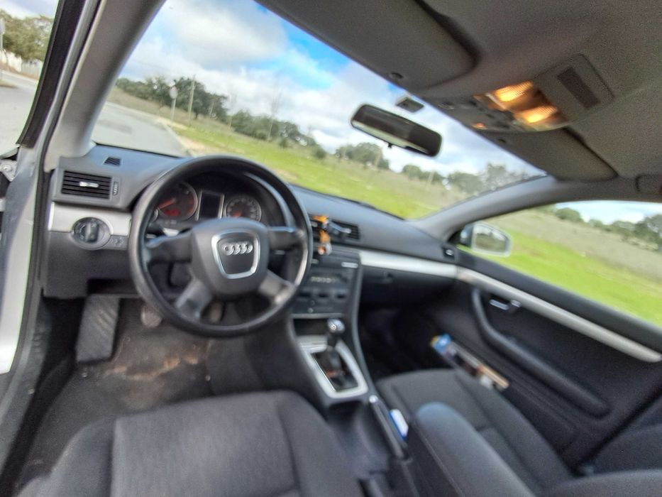 Audi A4, em excelente estado