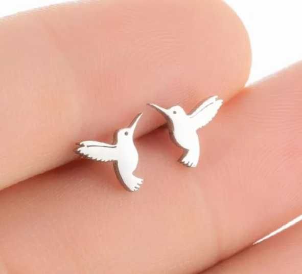 Brincos e pingentes em aço inoxidável