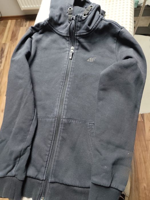 4f Bluza dziecięca r.158