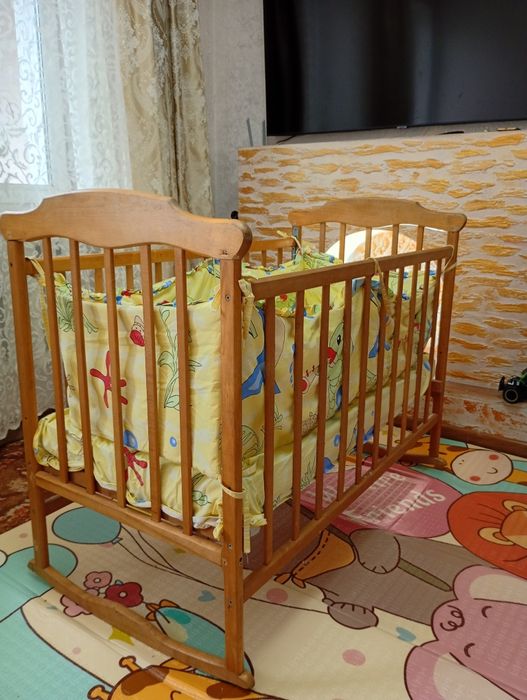 Кроватка ліжечко люлька колиска дитяча