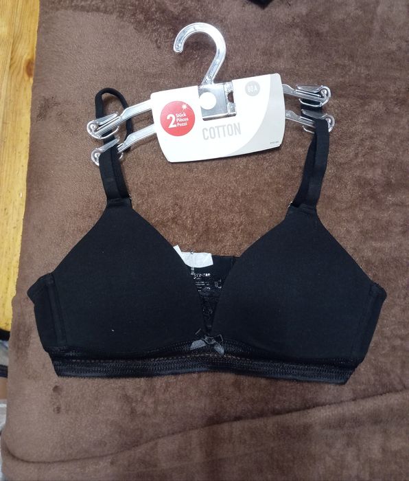 Нові жіночі бюстгалтери 80А